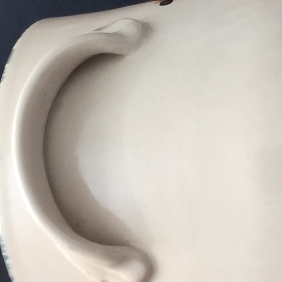 Home & Garden Party 2002 Handmade Stoneware Bean Pot. - Picture 11 of 13